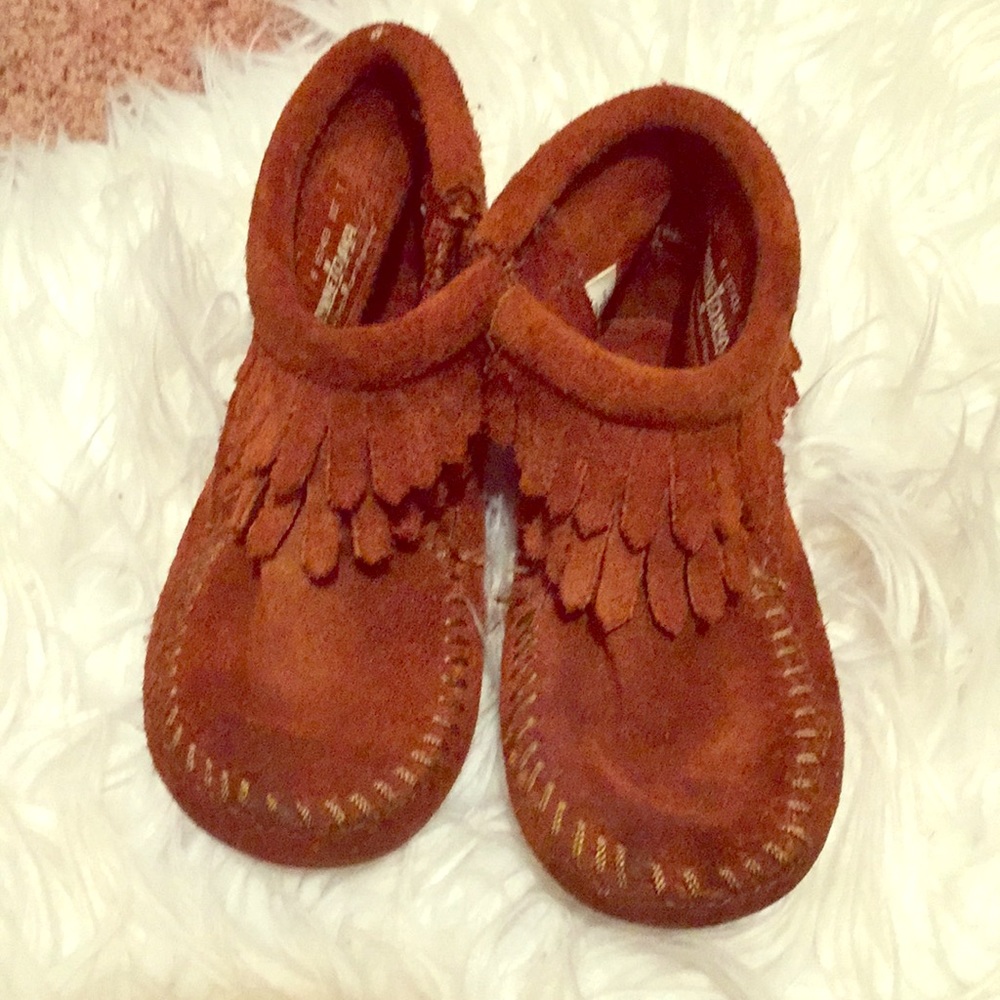 Minnetonka toddler suede boots